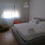 Minimalista Centenario Apartmán